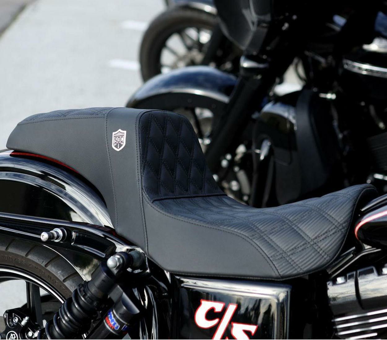 SALE】ダイナ SDC パフォーマンスグリッパーシート Saddlemen 