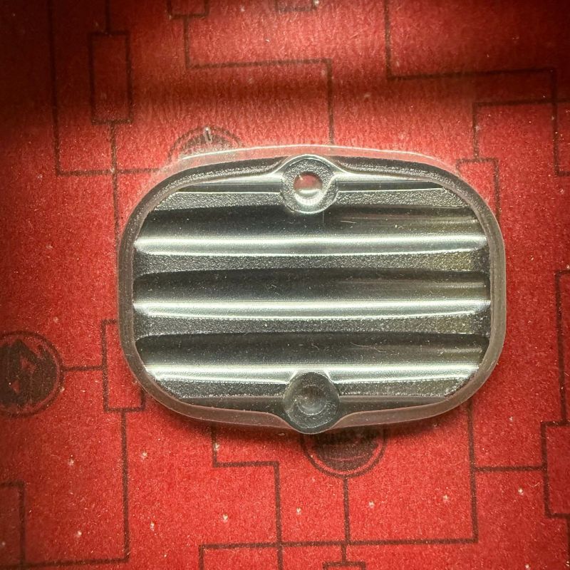 Harley Davidson リアマスターシリンダーカバー FINNED ブラック