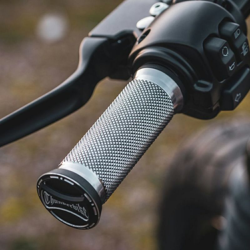 Thunderbike セットベース・アルミグリップ シルバー |ハーレーパーツ