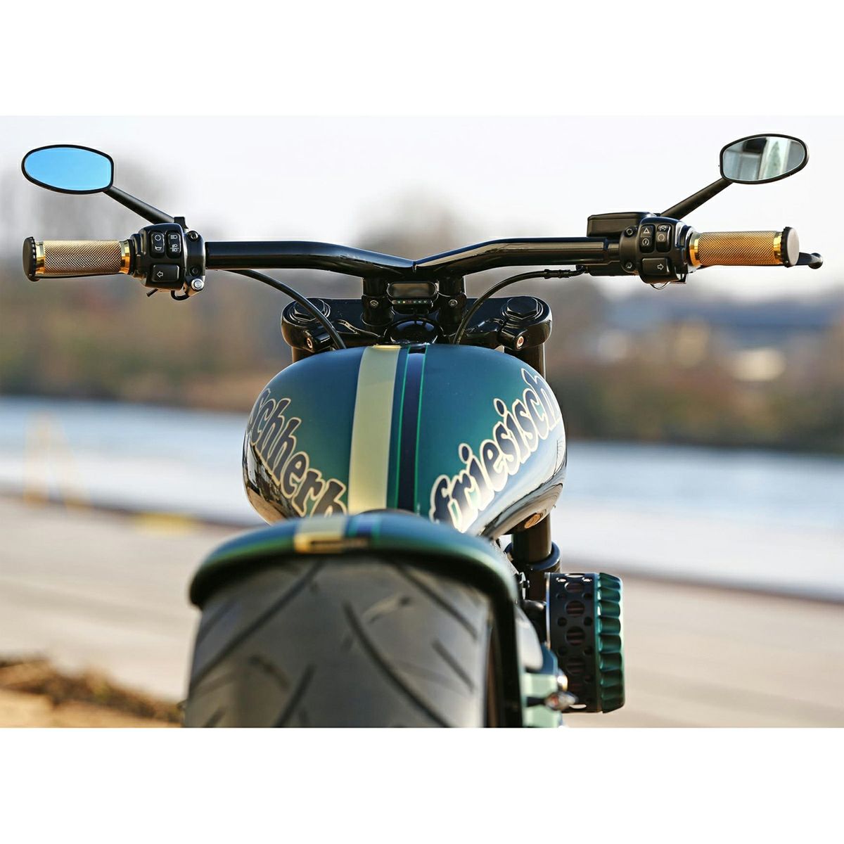 Thunderbike セットベース・ブラスグリップ-01