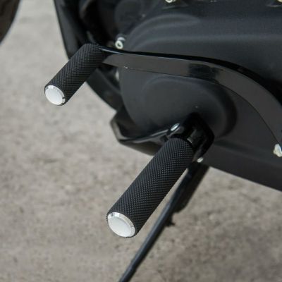 アレンネス ナールド・フュージョン ライダーフットペグ クローム　M8ソフテイル