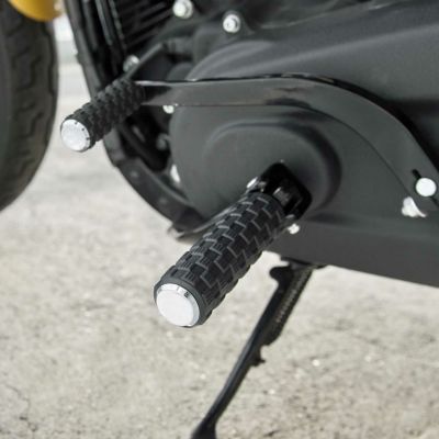 アレンネス Air Trax ライダーフットペグ クローム　M8ソフテイル