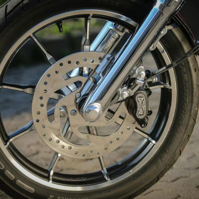 Thunderbike フロントホイール・アクスルカバーセット ポリッシュ M8ソフテイル