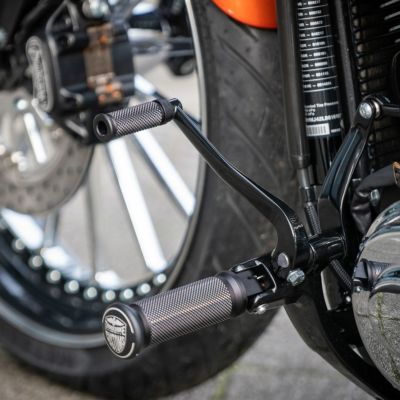 Thunderbike ライダーフットペグ・ベースセット サテンブラックカット
