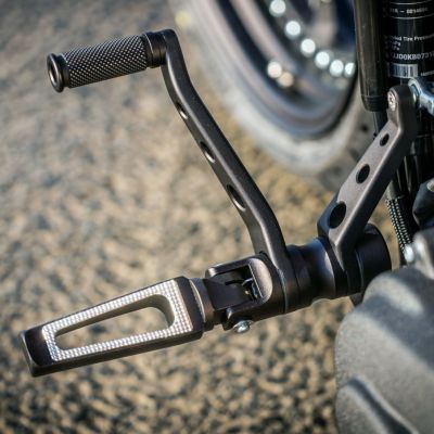 Thunderbike ライダーフットペグセット Vテック