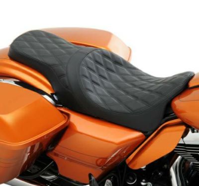 【SALE】Drag Specialties プレデター フォワードポジション2UPシート ブラックステッチ