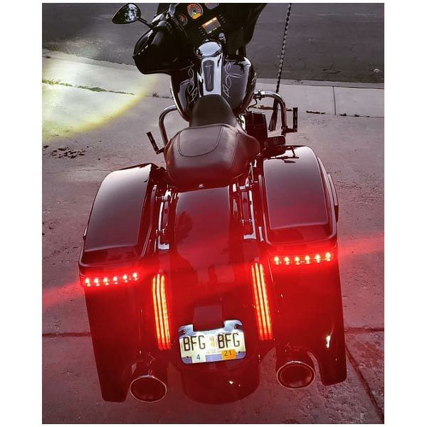 HOGWORKZ LEDサドルバッグライト ブラック/スモークレンズ-08