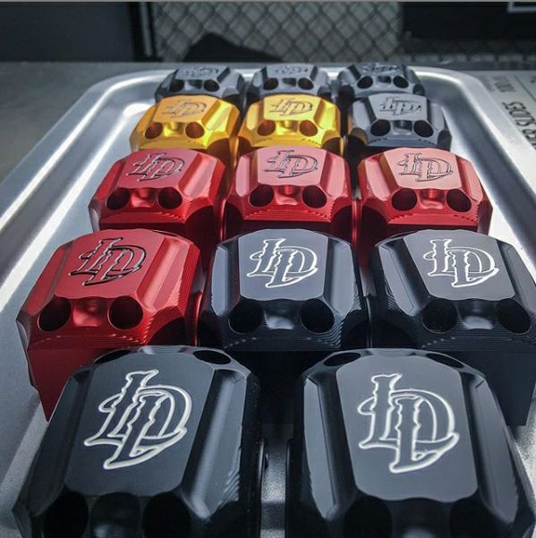 ラッキーデーブス PEACEMAKER ライザー 8インチ ブラック/クローム/ブラック-04