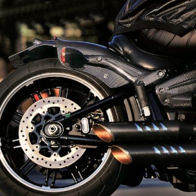 M8ブレイクアウト用ドライカーボンショートリアフェンダーキット モーターステージ