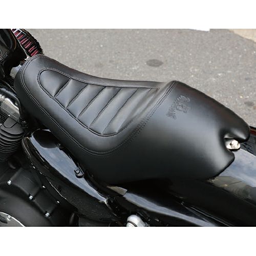 スポーツスター用ワイルドシングルシート モーターステージ |ハーレー 