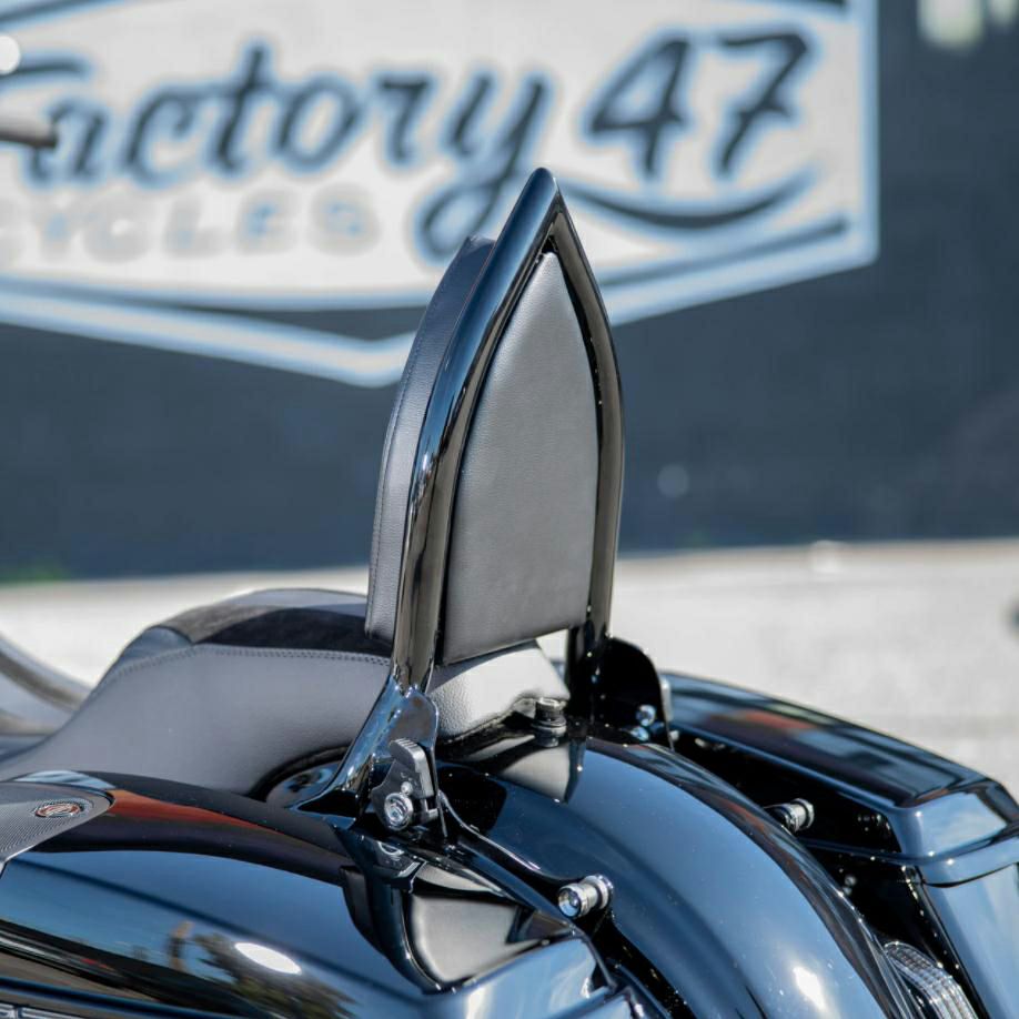 Factory47 ディアブロ・バックレスト ブラック |ハーレーパーツ専門店 