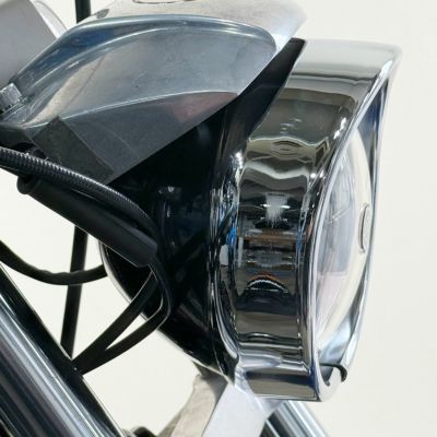 MCS バイザースタイル 5-3/4インチヘッドライトトリムリング　クローム