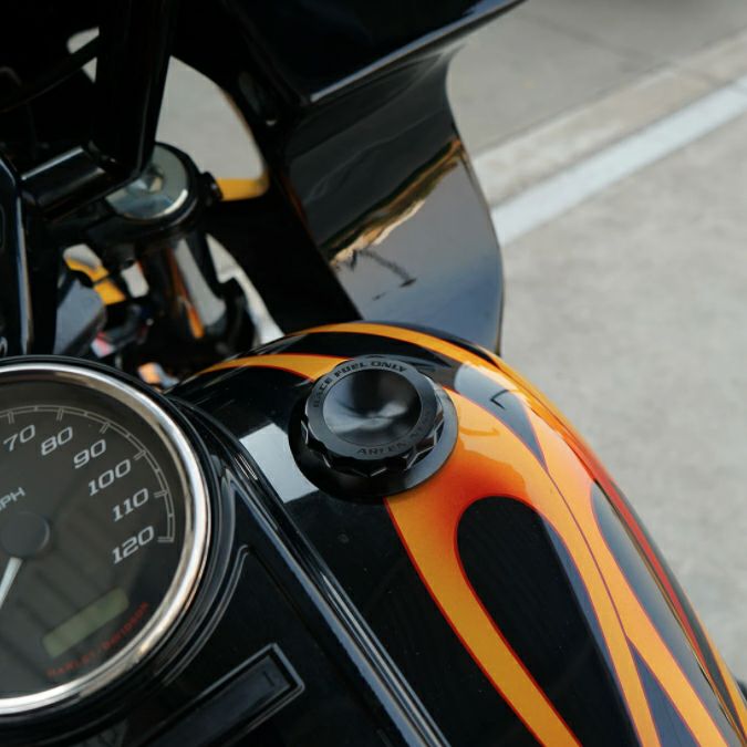 Arlen Ness 12ポイント・ガスキャップ ブラック-02