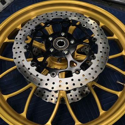 Performance Machine レヴォリューション・フロントホイール 21x3.5 ゴールド