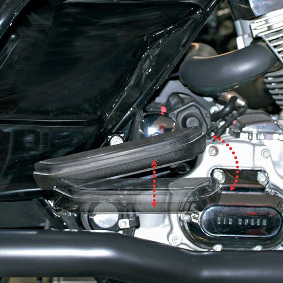 LA Choppers パッセンジャーフットボード　リフトアップキット-01