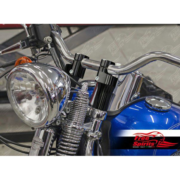 Free Spirits スプリンガー用ユニバーサル・ラバーマウントライザー ブラック-02