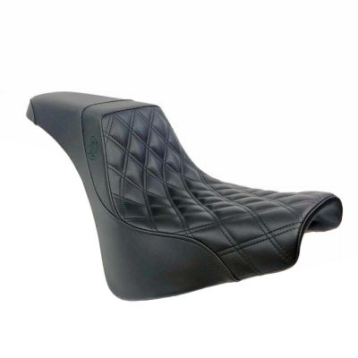Lucky Daves M8ソフテイル・ストリートボブ シート ダブルダイアモンド ブラックステッチ