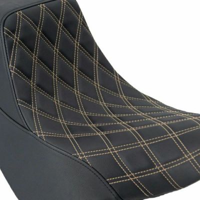 Lucky Daves M8ソフテイル・ストリートボブ シート ダブルダイアモンド ゴールドステッチ