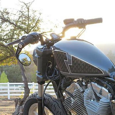 SALE】Biltwell マスタッシュハンドルバー ディンプル付 ブラック |ハーレーパーツ専門店 HDパーツ