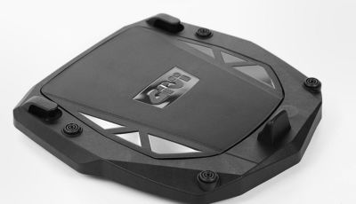 ジビ(GIVI) MONOKEY用 ベースプレート E251