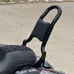 ツーリング用デタッチャブル バックレスト コブラ 18インチ高 1.5インチ径 ブラック パッド付 Siouxside Choppers