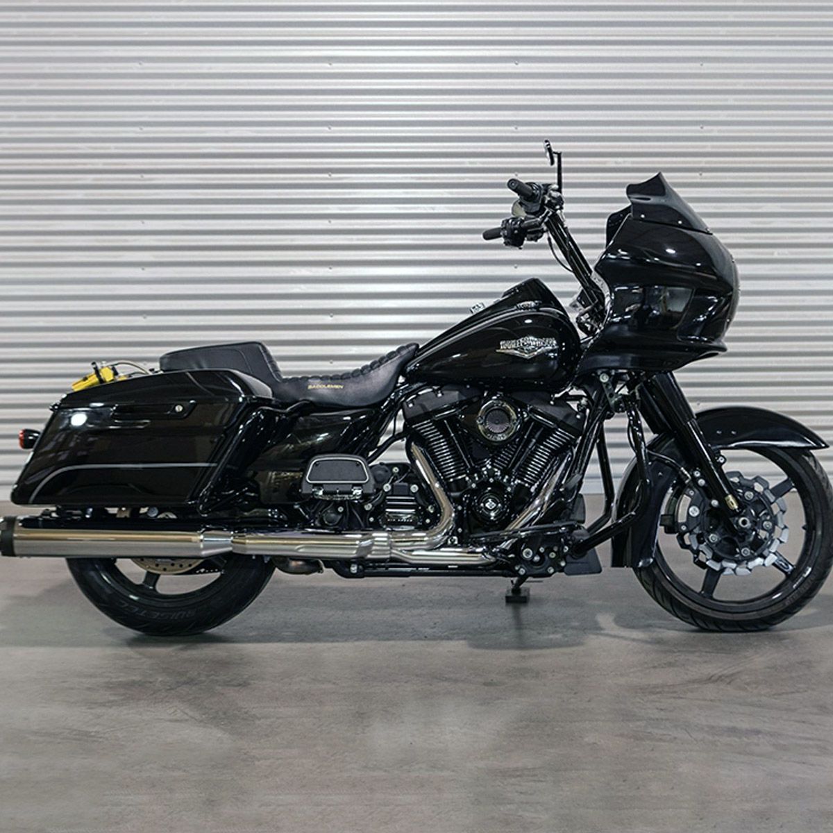 【SALE】S&S Air Stinger ティアドロップ・ステルスエアクリーナー グロスブラック M8用-04