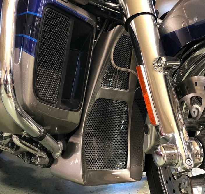 ハーレー純正 トライク用 サドルバッグ 84031-11 見やす