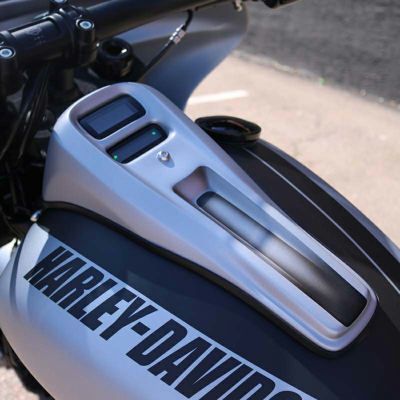 Paul Yaffe's Bagger Nation M8ファットボブ用 ダッシュキット
