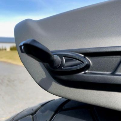 M8ソフテイル用 ローダウンサスペンション iKON |ハーレーパーツ専門店