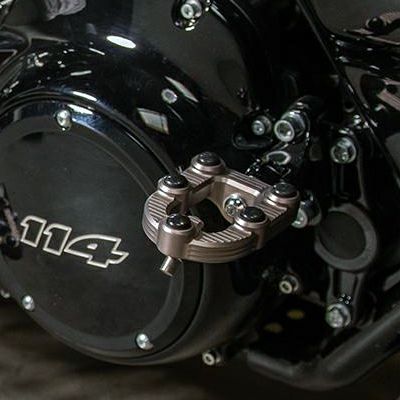 Arlen Ness MXフットペグ チタニウム M8ソフテイル/パッセンジャー用
