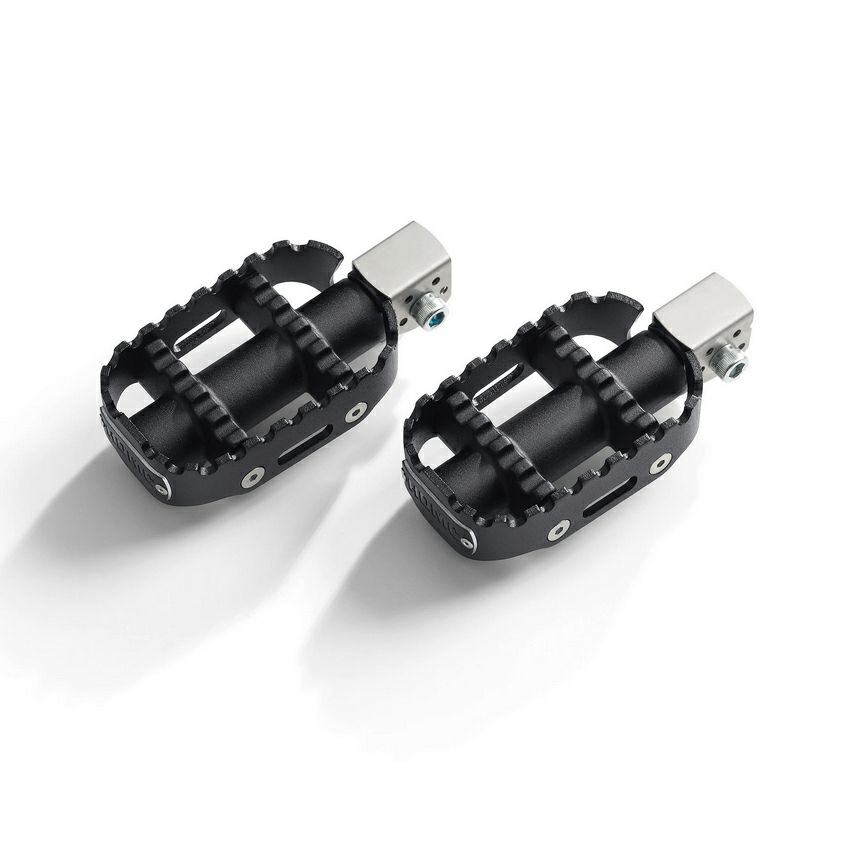 ハーレーPan America用 80グリッド・パッセンジャーフットペグ ブラック-02