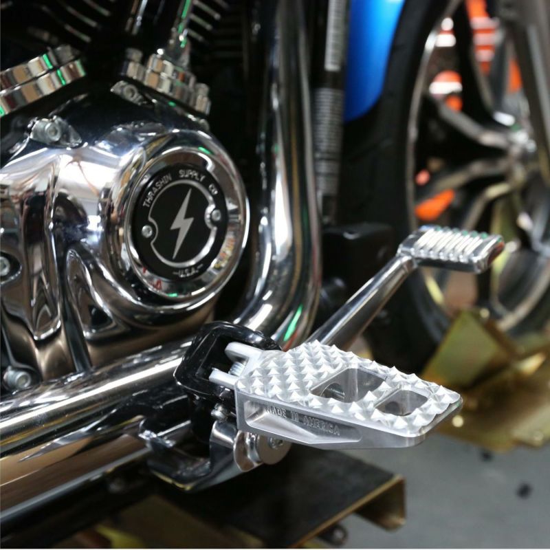 THRASHIN SUPPLY P-54 フットペグ アルミ-01