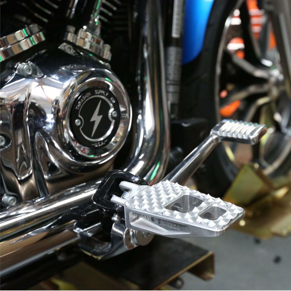 THRASHIN SUPPLY P-54 フットペグ アルミ-01