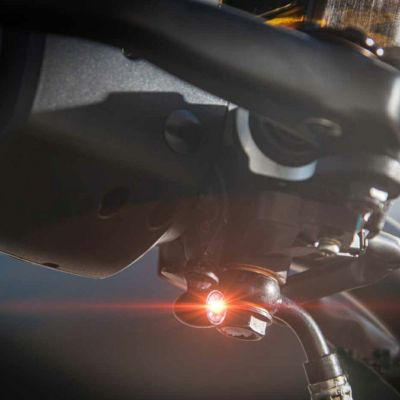ハーレー・スポーツスターS、ナイトスター RH975用フロント・ケラーマン・ウインカー＆ブラケットキット(ウインカー付）Ricks Motorcycles