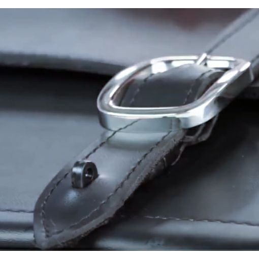 ハーレー・FXBB用 Slanted・ラージレザーサドルバッグ(スタッド付) Viking Bags-05