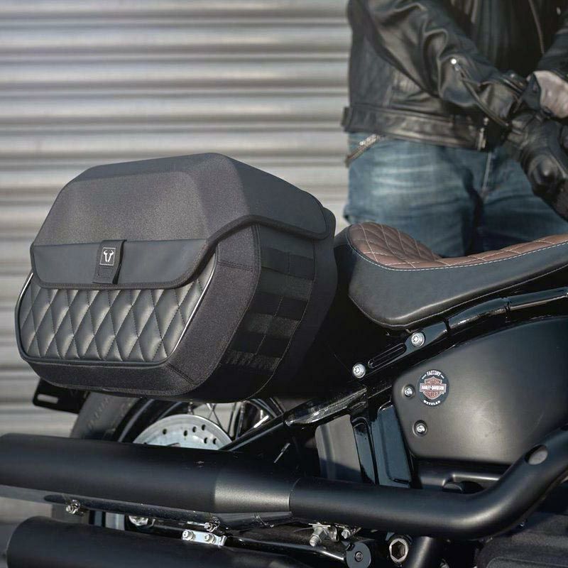 ハーレー・M8ソフテイル FXBB、FXST用レジェンドギア サイドバッグ 