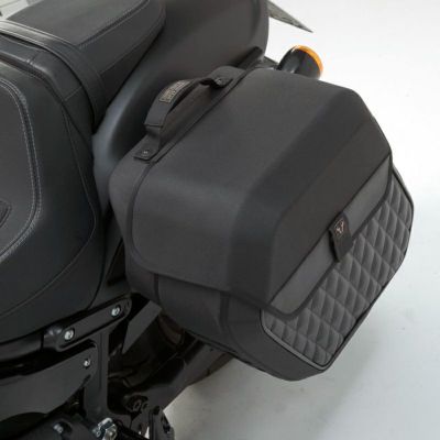 ハーレー・M8ソフテイル FXFB用レジェンドギア サイドバッグシステム 左 SW-MOTECH