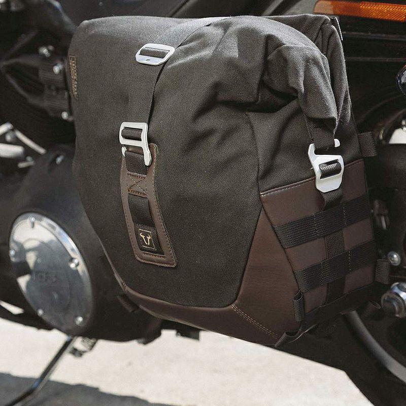 ハーレー・DYNA FXDWG用レジェンドギア LCサイドバッグシステム 左右セット ブラック/ブラウン SW-MOTECH-01