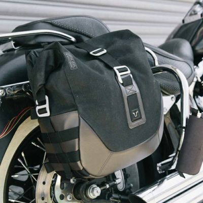 ハーレー・ソフテイル FLSTC、FLSTN用レジェンドギア サイドバッグシステム 左右セット SW-MOTECH
