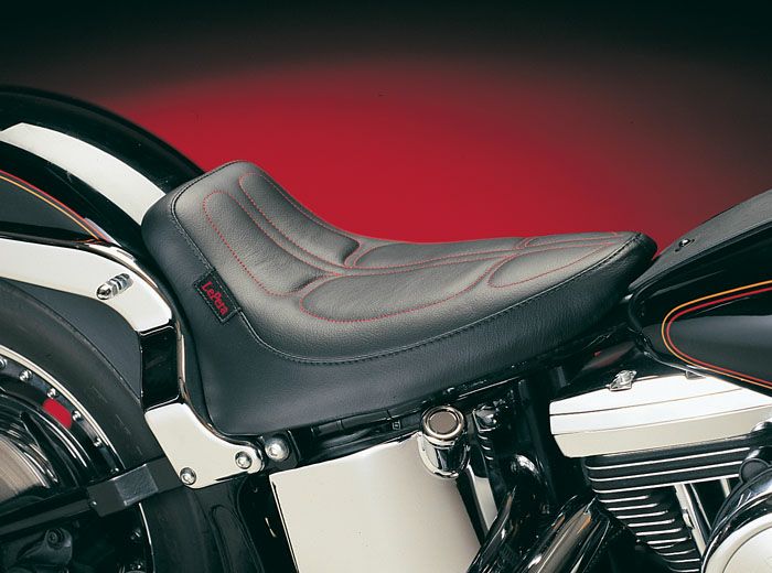 期間限定Le Pera ソロシートソフテイルHarley-Davidson Le Pera BARE BONES プリーツ・ソロシート ソフテイル用 : HD