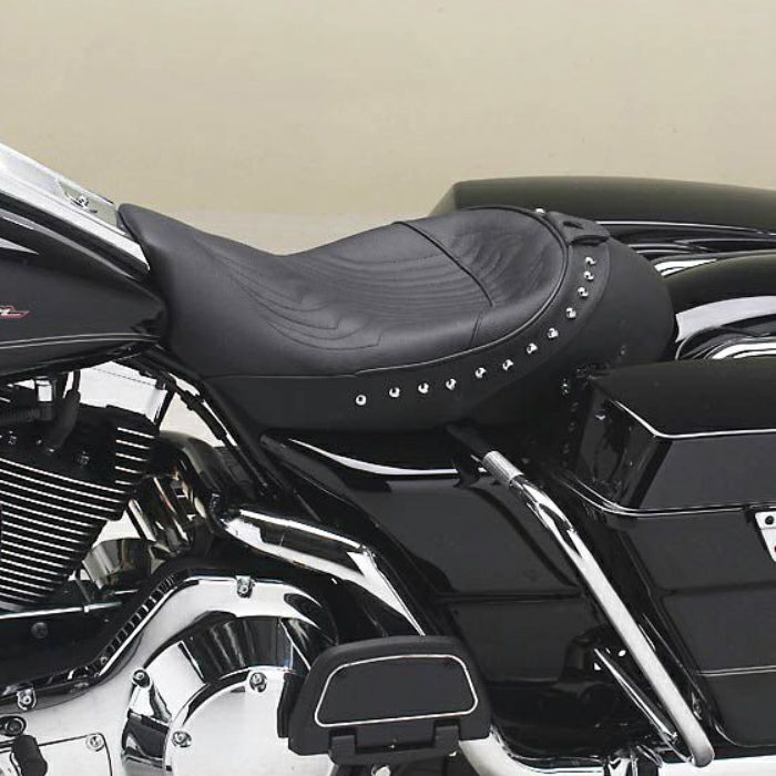 ハーレー 2006～2007 ロードキング用 クラシック・ソロシート CORBIN 