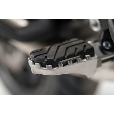 ハーレー Pan America用 IONフットレストセット SW-MOTECH