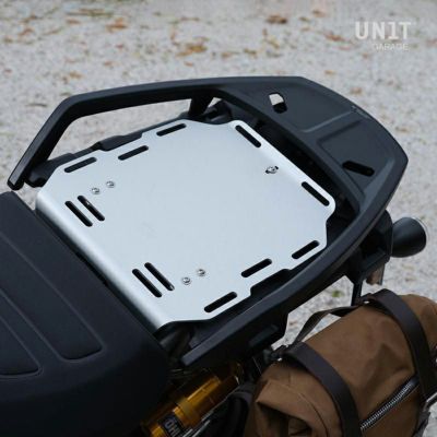 ハーレー パンアメリカ シングルシート用ラゲッジプレート シルバー UNIT GARAGE