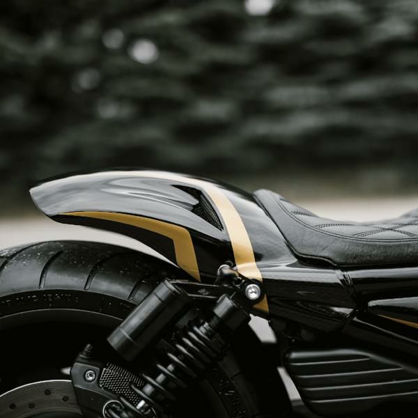 Killer Custom V-ROD スムース・オーバル カスタムリアフェンダー 