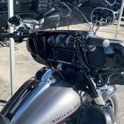 ハーレー FLH ツーリング、トライク 1-1/2インチ ポインテッドトップ・EZインストールハンドルバー 12インチトール/グロスブラック Fat Baggers