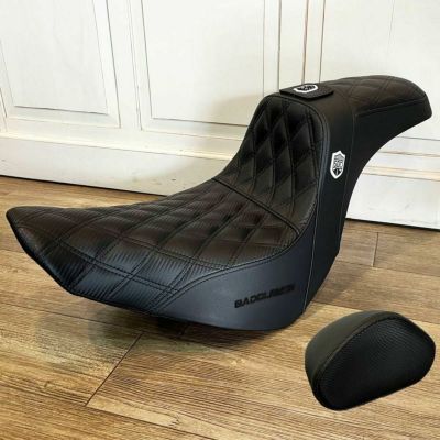 【セール】Saddlemen Proシリーズ SDC パフォーマンスグリッパーシート バックレスト付き FXLR/S、FLSB
