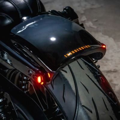 ハーレー ナイトスター RH975 Strut Stripe 3-1リアターンシグナルセット Thunderbike