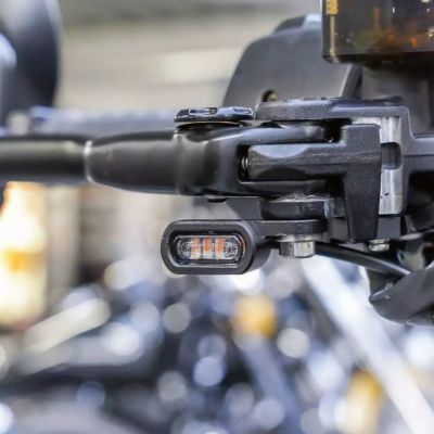 【セール】スポーツスターS RH1250S Stripe LED フロントターンシグナルセット ブラック/スモーク Thunderbike