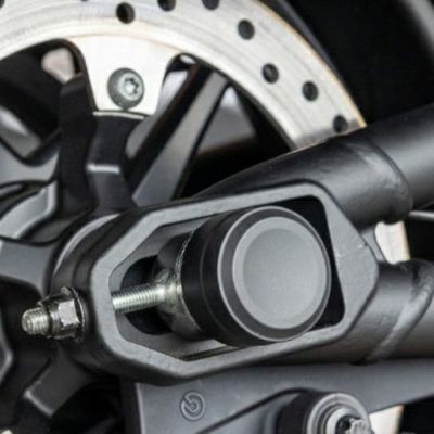 ハーレー ナイトスター RH975 リアアクスルカバー スムース Ricks Motorcycles