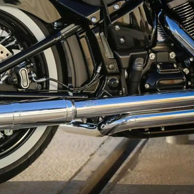 ハーレー M8 ソフテイル スイングアームアクスルカバー(右用) マットブラック Thunderbike